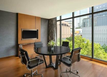 Hilton Sukhumvit Bangkok - 34