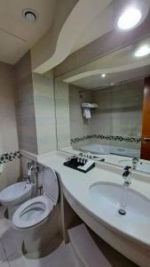 City Seasons Towers Bur Dubai - 72