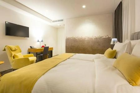 Boutique Museum - 55