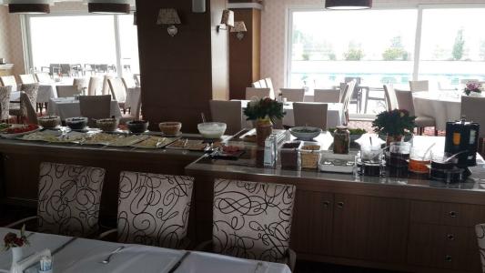 Mercias & Resorts - 61