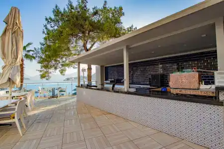 MARBAS SELECT BEACH , Adult Only 14 Plus - 19