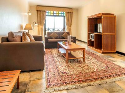 Novotel Bahrain Al Dana Resort - 23