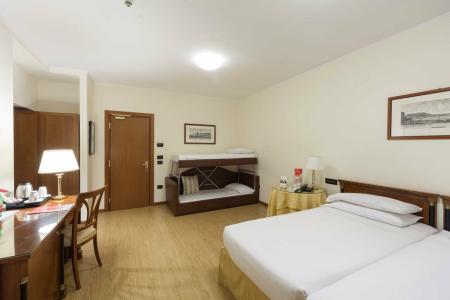 Ramada by Wyndham Naples - 73