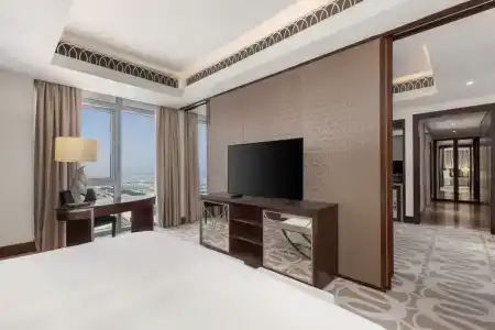 Hilton Dubai Al Habtoor City - 90