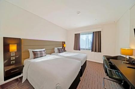 Premier Inn Dubai Al Jaddaf - 94