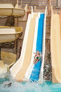 King Tut Aqua Park Beach Resort - 45