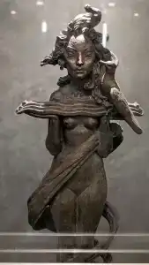 Queen Elizabeth 2 - 53