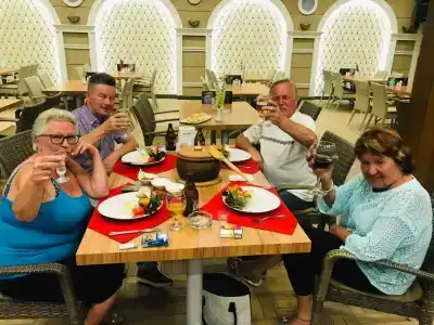 Lavinia Apart & - 48