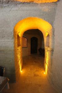 Family Cave Suite - 24