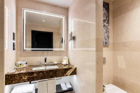 Hilton Belgrade - 55