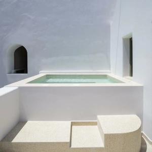 Alleys All-Suite & Spa - 83