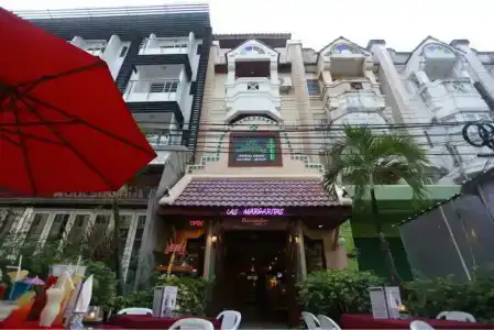 Paradise Inn - 11