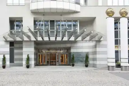 Sheraton Grand Warsaw - 6
