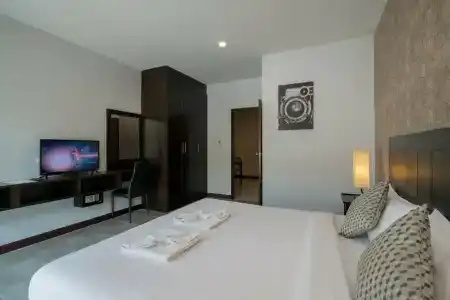 Amarin Patong - 1