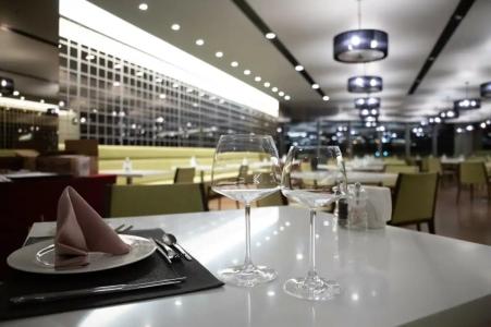 Ramada Plaza by Wyndham Istanbul Asia Airport - 77