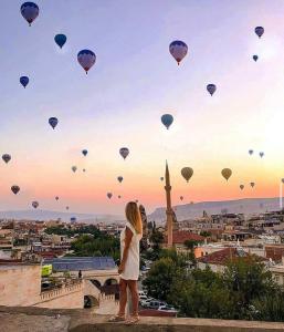 Roma Cave Suite - 90