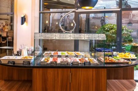 Continental Budapest - 54