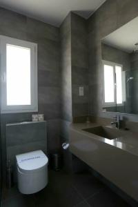 Dionysos Central - 48