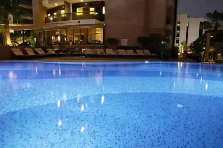 Majestic City Retreat - 50
