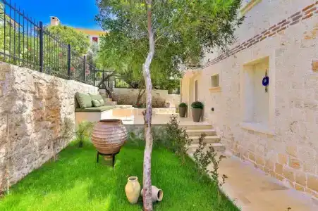 Peninsula Gardens - Adults Only - 8