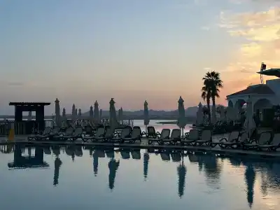 Reef Oasis Blue Bay Resort & Spa - 35