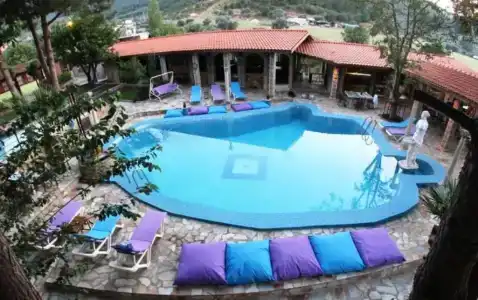 Atillas Getaway - 25