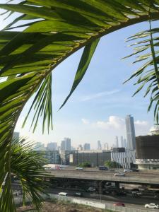 Golden Tulip Sovereign Bangkok - 9