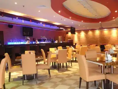 Fortune Plaza, Dubai Airport - 91