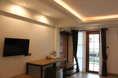 The Old City Wall Inn - 83