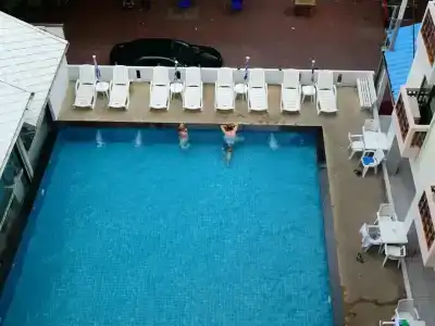 MANGO Lagoon Place - 65