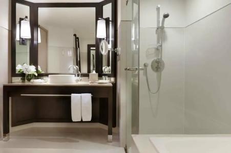 Millennium Hilton Bangkok - 90