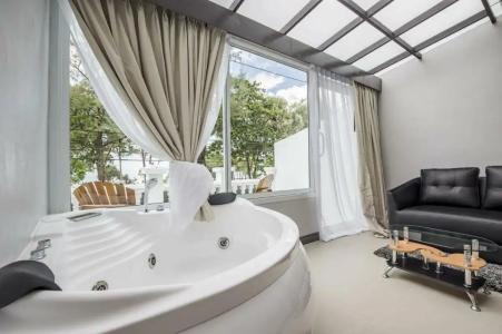 Modern Living - 25