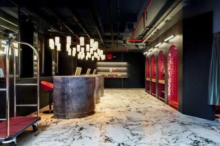 Radisson RED Madrid - 24