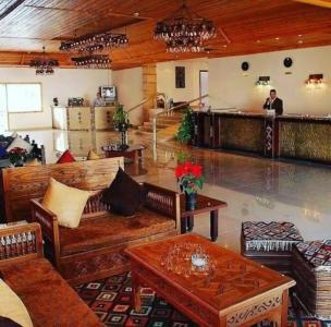 Falcon Naama Star - 17