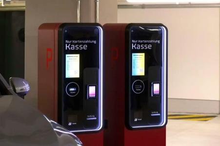 Scandic Hamburg Emporio - 32