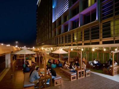 Novotel Abu Dhabi Al Bustan - 16