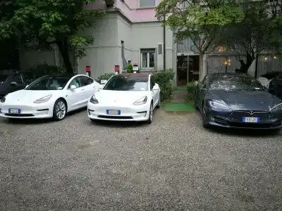 Mokinbas Baviera - 13