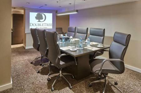 DoubleTree by Hilton Izmir - Alsancak - 96