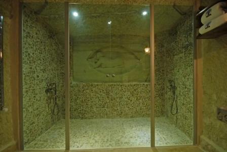 Phocas Cave Suites - 96