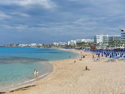 Golden Coast Beach - 4