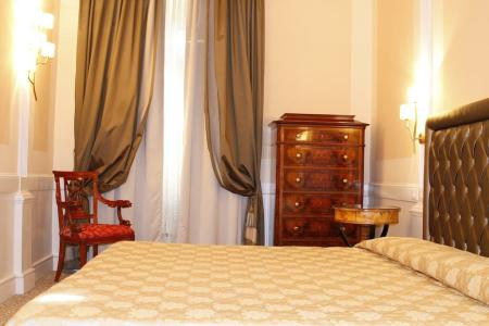 Boutique Trevi - 85