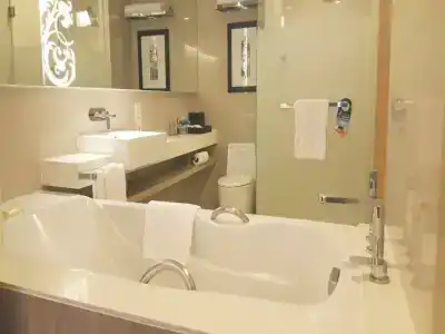 Four Points by Sheraton Bangkok, Sukhumvit 15 - 97