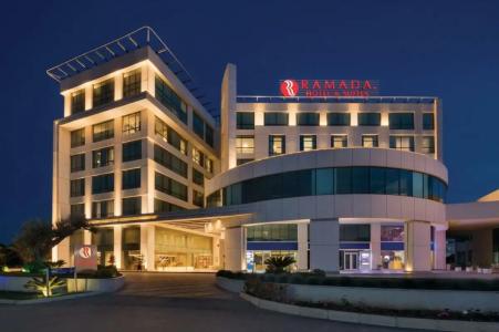 Ramada & Suites by Wyndham Izmir Kemalpasa