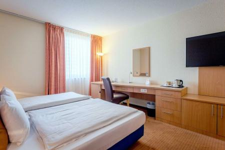 Best Western Macrander Frankfurt/Kaiserlei - 86