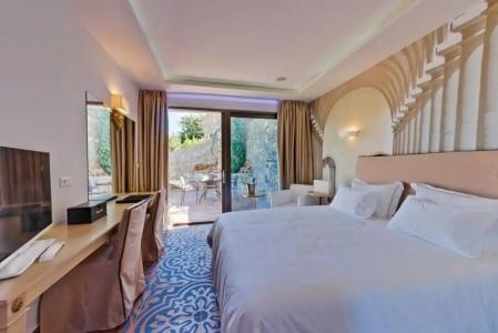 Royal Marmin Bay Boutique & Art - 59