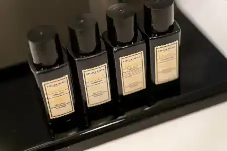 Unique Life Style - 85