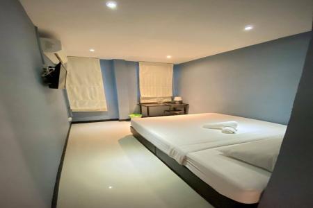 The Little Pig Sukhumvit - 65