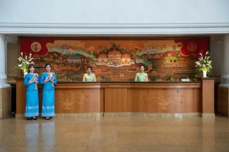 Montien Riverside Bangkok - 8