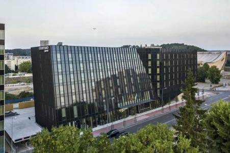 Courtyard by Marriott Vilnius City Center - 16