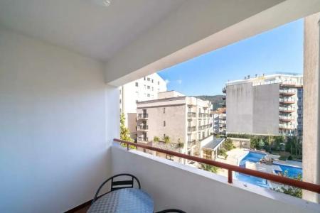 Boutique Momentum by Aycon - 27